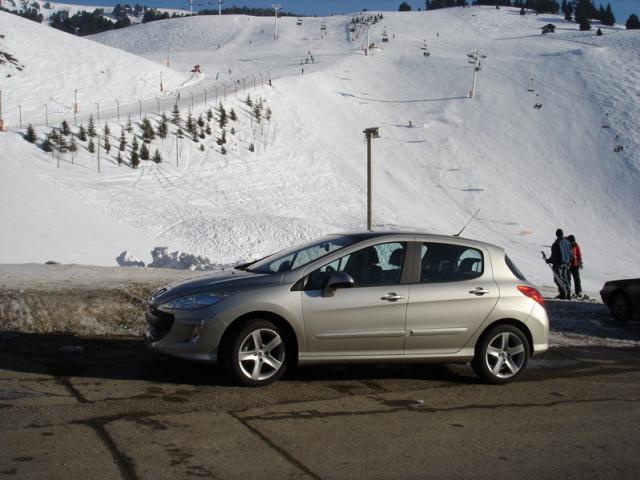 http://www.forum-peugeot.com/Forum/mesimages/20489/308 de Guillj - 26.jpg